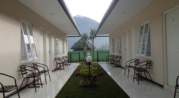 Shakila Guest House, Surya Indah Hotel, Adam’s Apple Guest House, Villa and Family Hotel Gradia 2, Hotel Nirwana, Griya Sumber Rejeki Homestay, Riverstone Hotel &amp; Cottage, Shakila Guest House, Toetie Boutique Villa’s &amp; Resort, De Daunan Guesthouse and Garden, Aster Hotel