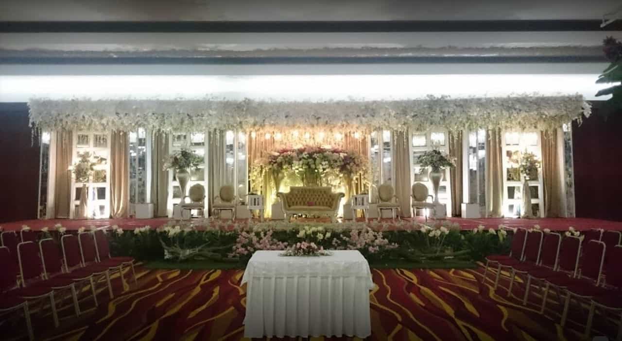 mepro hall gedung pernikahan di bandung, 1. Peta Park, 2. Bandung Convention Center, 3. Sudirman Grand Ballroom, 4. Graha Manggala Siliwangi, 5. Gedung Balai Sartika, 6. Bale Asri Pusdai, 7. Bumi Samami, 8. SESKOAD Grand Ballroom, 9. Mepro Hall, 10. Graha Batununggal Indah, 11. Istana Kana Kawaluyaan, 12. Graha Emerald, 13. Puri Suryalaya Wedding House, 14. Gedung Sopo Sulaksana, 15. Gedung Kologdam Bandung, 16. Istana Muara