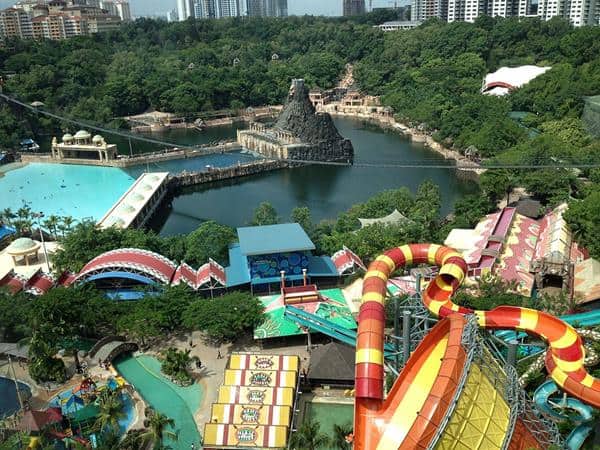 sunway lagoon, 1. Beli Tiket Pesawat Promo untuk Ke Malaysia, 2. Berangkat Ke Malaysia dari Singapura, 3. Tak Perlu Ragu untuk Menjadi Solo Backpacker, 4. Tidak Berlibur Di Musim Liburan, 5. Pesan Penginapan Murah, 6. Kunjungi Tempat Wisata Gratis, 7. Jangan Lewat Tempat Wisata Terkenal, 8. Cari Kuliner Murah dan Lezat, 9. Bawa Uang dan Kartu Kredit, 10. Kunjungi Theme Park Terkenal Di Malaysia