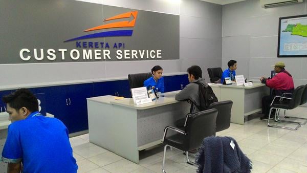 Manfaatkan Promo Khusus dari PT KAI, Pesan Tiket Sejak Jauh Hari, Berburu Tiket Di Situs Resmi KAI, Pesan Melalui Call Center, Beli Tiket Promo di Indomaret/Alfamart, Install Aplikasi Kereta Api Indonesia Access, Tanyakan Tiket Promo Di Loket Stasiun, Beli Tiket Di Situs Booking Online, Cari Tiket Di Agen Perjalanan Offline, Jangan Ragu untuk Memilih Kelas Ekonomi, Manfaatkan Promo Khusus dari PT KAI