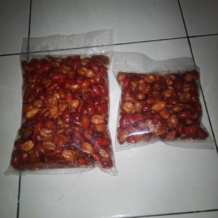 Mata Maling, 1. Serabi Solo, 2. Ampyang, 3. Sate Kere, 4. Mata Maling, 5. Intip Goreng, 6. Roti Kecik Ganep, 7. Cabuk Rambak, 8. Carang Gesing, 9. Rambak Petis, 10. Sate Buntel