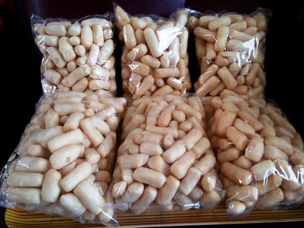 Amplang Oleh-Oleh Khas Balikpapan, 1. Aksesoris Etnik Khas Dayak, 2. Amplang, 3. Makanan Olahan Kepiting, 4. Mantau, 5. Onde-Onde Ubi Ungu, 6. Bingka, 7. Bakpia, 8. Batik Khas Balikpapan, 9. Batu Mulia, 10. Kain Songket Balikpapan