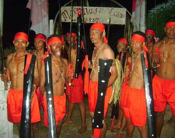 Cakalele, 1. Saureka-reka, 2. Lenso, 3. Cakalele, 4. Orlapei, 5. Katreji, 6. Bambu Gila