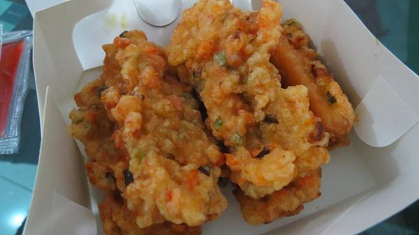 Cakue Peneleh, 1. Spiku, 2. Pentol, 3. Tauwa, 4. Kue Tok, 5. Klanting, 6. Bubur Madura, 7. Kue Dollar, 8. Almond Crispy Cheese, 9. Cakue Peneleh, 10. Ote Ote Porong