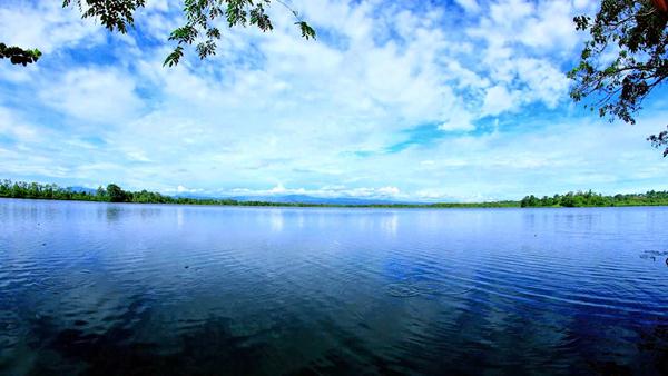 Danau Dendam Tak Sudah, 1. Pantai Lais, 2. Rumah Pengasingan Bung Karno, 3. Pantai Panjang, 4. Benteng Marlborough, 5. Kota Curup, 6. Museum Negeri Bengkulu, 7. Pantai Jakat, 8. Pulau Tikus, 9. Danau Dendam Tak Sudah, 10. Pantai Tapak Paderi