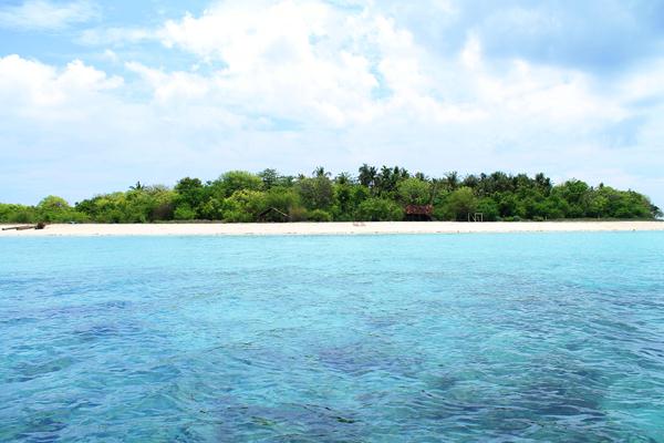 Gili Labak, 1. Pantai Sambilangan, 2. Gunung Jaddih, 3. Gili Labak, 4. Air Terjun Toroan, 5. Kota Tua Kalianget, 6. Air Terjun Kokop, 7. Pantai Lombang, 8. Kepulauan Kangean, 9. Pantai Slopeng, 10. Pantai Nepa, 11. Pantai Rongkang, 12. Api Abadi, 13. Pantai Jumiang, 14. Bukit Kapur Arosbaya, 15. Wisata Bukit Geger