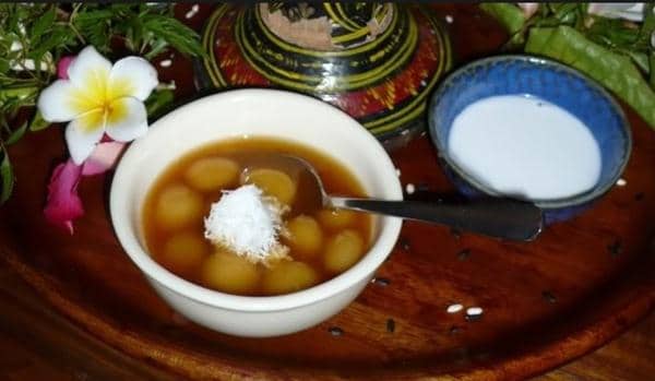 Jaje Batun Bedil, 1. Bubur Injin, 2. Rujak Kuah Pindang, 3. Jaje Laklak, 4. Bagiak, 5. Godoh Gedang, 6. Pie Susu, 7. Jaje Sumping, 8. Rujak Bulung, 9. Jaje Pisang Rai, 10. Jaje Batun Bedil