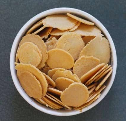 Kue Dollar, 1. Spiku, 2. Pentol, 3. Tauwa, 4. Kue Tok, 5. Klanting, 6. Bubur Madura, 7. Kue Dollar, 8. Almond Crispy Cheese, 9. Cakue Peneleh, 10. Ote Ote Porong