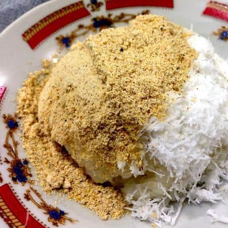 Ketan Legenda Jajanan Khas Malang, 1. Dodol Apel, 2. Ketan Legenda, 3. Sempol, 4. Bakwan Malang, 5. Pia Cap Mangkok, 6. Lemet, 8. Bakpao Sayang, 9. Lepet Jagung, 10. Keripik Tempe