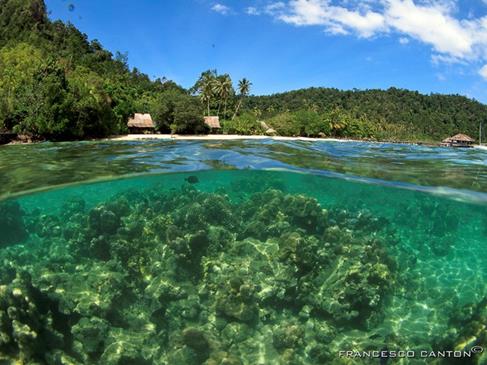 Pulau cubadak, Pantai Air Manis, Museum Adityawarman, Air terjun tingkat tiga, Miniatur Makkah, Jembatan Siti Nurbaya, Lembah Anai, Pulau cubadak, Istana Pagaruyuang, Danau kembar, Janjang Saribu Great Wall of  Koto Padang