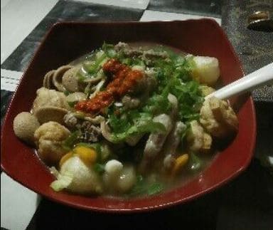 Warung Ala Mandez, 1. Seblak JEBRED, 2. Seblak Sultan, 3. Seblak Syahrini, 4. Seblak Basah Deu' Tjenghar, 5. Seblak Bunda, 6. Seblak Mang Aru, 7. Warung Seblak &amp; Cilok Goang Ala Mandez, 8. Seblak Oces, 9. Rumah Seblak GBI, 10. Seblak Janda
