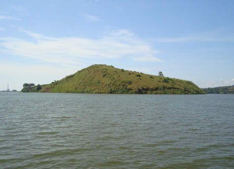 Danau Setu Patok, 1. Taman Ade Irma Suryani Nasution, 2. Pantai Kejawanan, 3. Situ Sedong, 4. Keraton Kasepuhan, 5. Wanawisata Ciwaringin, 6. Desa Wisata Cikalahang, 7. Keraton Kanoman, 8. Taman Sari Gua Sunyaragi, 9. Wisata Banyu Panas Palimanan, 10. Kampung Batik Trusmi, 11. Danau Setu Patok, 12. Makam Sunan Gunung Jati, 13. Waterboom Siwalk, 14. Bukit Gronggong, 15. Hutan Plangon