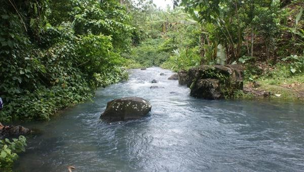 Hutan Sesaot, 1. Poto Jarum, 2. Pantai Tanjung Pasir, 3. Pantai Ai Manis, 4. Air Terjun Mata Jitu, 5. Brang Sedo, 6. Pantai Tanjung Aan, 7. Hutan Sesaot, 8. Bukit Malimbu, 9. Air Terjun Diwu Mbai, 10. Desa Poto, 11. Takat Segele, 12. Pantai Tanjung Bloam, 13. Pulau Paserang, 14. Pulau Kenawa, 15. Pantai Yoyo