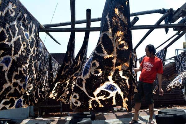Kampung Batik Jetis, 1. Pantai Kepetingan, 2. Lumpur Lapindo, 3. Tanggulangin, 4. Wisata Bahari Tlocor dan Pulau Sarinah, 5. Kolam Pemancingan Sedati, 6. Alun-Alun Sidoarjo, 7. Kampung Batik Jetis, 8. Delta Fishing, 9. Museum Mpu Tantular, 10. Candi Pari