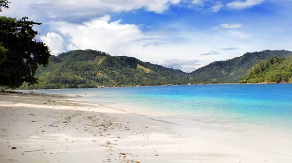 Pantai Pasir Putih Tempat Wisata Di Lampung, 1. Taman Nasional Way Kambas, 2. Pantai Pasir Putih, 3. Teluk Kiluan, 4. Pantai Gigi Hiu, 5. Pulau Pahawang, 6. Cagar Alam Krakatau, 7. Pulau Sebuku, 8. Pantai Tanjung Setia, 9. Menara Siger, 10. Water Park Citra Garden, 11. Pantai Dewi Mandapa, 12. Curup Gangsa, 13. Bukit BLT, 14. Danau Ranau, 15. Pulau Mengkudu