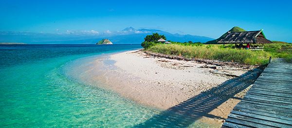 Pantai Yoyo, 1. Poto Jarum, 2. Pantai Tanjung Pasir, 3. Pantai Ai Manis, 4. Air Terjun Mata Jitu, 5. Brang Sedo, 6. Pantai Tanjung Aan, 7. Hutan Sesaot, 8. Bukit Malimbu, 9. Air Terjun Diwu Mbai, 10. Desa Poto, 11. Takat Segele, 12. Pantai Tanjung Bloam, 13. Pulau Paserang, 14. Pulau Kenawa, 15. Pantai Yoyo
