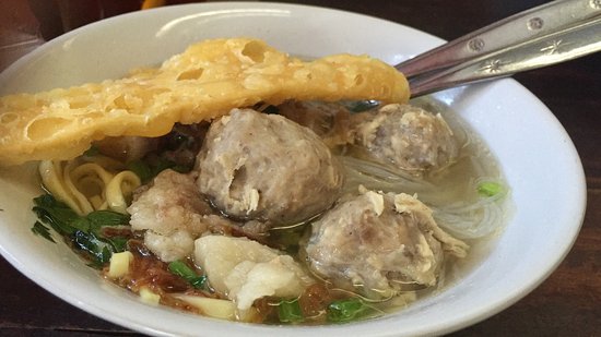 Bakso Kadipolo 2, 1. Bakso Titoti, 2. Bakso Alex, 3. Bakso Kadipolo, 4. Bakso Remaja, 5. Bakso Pak Ruk, 6. Bakso Mblenger, 7. Bakso Urat Pak Samiyo, 8. Bakso Kalilarangan, 9. Bakso Patung Kuda, 10. Bakso Rusuk Palur