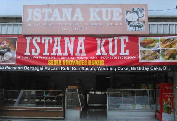 Istana Kue, 1. Kampoeng Roti, 2. Citra Kendedes Cake & Bakery, 3. Spikoe Hana, 4. Pia Cap Mangkok, 5. Dea Cake & Bakery, 6. Istana Kue, 7. Malang Strudel, 8. Rezzen Cake & Bakery, 9. Toko Kue Sara, 10. Dapur Cokelat