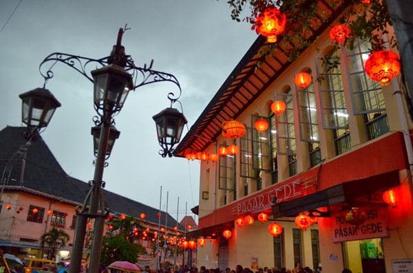 Petak 9 Glodok, 1. Kota Tua, 2. Pelabuhan Sunda Kelapa, 3. Museum Taman Prasasti, 4. Hutan Mangrove Pantai Indah Kapuk, 5. Ancol, 6. Museum Bank Indonesia, 7. Bundaran Hotel Indonesia, 8. Monumen Nasional, 9. Petak 9 Glodok, 10. Masjid Istiqlal &amp; Gereja Katedral Jakarta, 11. Taman Mini Indonesia Indah, 12. Rumah Akar, 13. Hauwke’s Auto Gallery, 14. Kepulauan Seribu, 15. Toko Merah