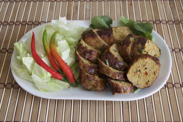 Sai Oua, 1. Tom Yam, 2. Guay Teow Rhua, 3. Khao Pad, 4. Jim Jum, 5. Sai Oua, 6. Gai Yang, 7. Kanom Jeen, 8. Kaeng Phet, 9. Som Tum, 10. Kao Na Phet, 11. Yam Nua, 12. Gaeng Keow Wan Kai, 13. Kai Med Ma Muang, 14. Kao Moo Dang, 15. Massaman Curry