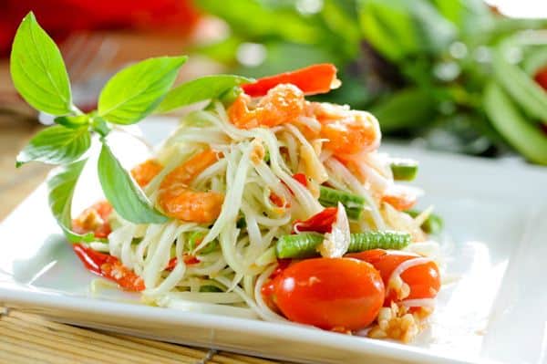 Som Tum, 1. Tom Yam, 2. Guay Teow Rhua, 3. Khao Pad, 4. Jim Jum, 5. Sai Oua, 6. Gai Yang, 7. Kanom Jeen, 8. Kaeng Phet, 9. Som Tum, 10. Kao Na Phet, 11. Yam Nua, 12. Gaeng Keow Wan Kai, 13. Kai Med Ma Muang, 14. Kao Moo Dang, 15. Massaman Curry