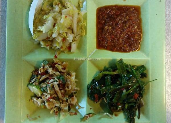  Foodcourt Pasar Baru