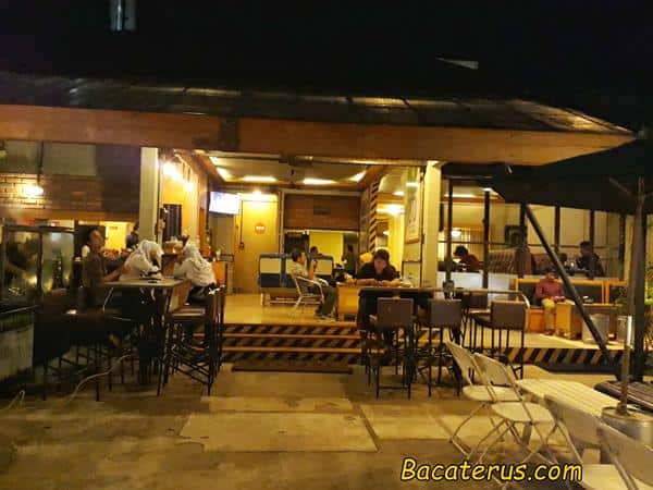 Luar seulawah, Kenapa Diberi Nama Seulawah?, Suasana Seulawah Coffee, Menu Seulawah Coffee, Lokasi Seulawah Coffee