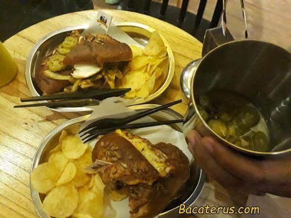 sandwich ima mobs 1, Asal Mula Sandwich, Sandwich di IMA MOBS, Menu IMA MOBS, Suasana di IMA MOBS, Lokasi IMA MOBS