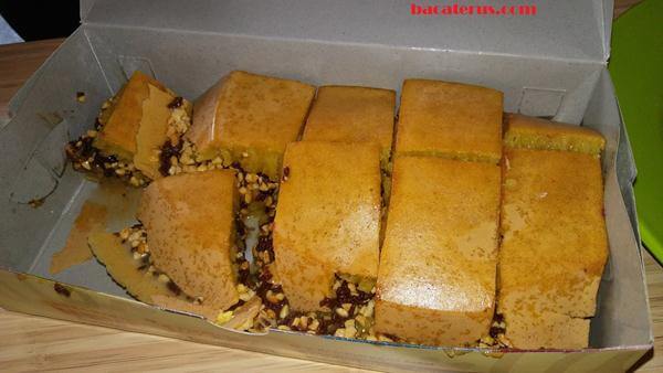 Martabak manis