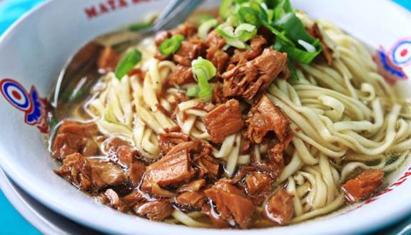 Mie Ayam Cipaganti, 1. Bakso Soun &amp; Mie Lodaya, 2. Mie Ayam Baso Cipaganti, 3. Mie Baso Akung, 4. Mie Lezat, 5. Bakmi Apin, 6. Mie Encek, 7. Mie 123, 8. Mie Ayam Imami, 9. Mie Rica Kejaksaan, 10. Rumah Makan Linggar Jati