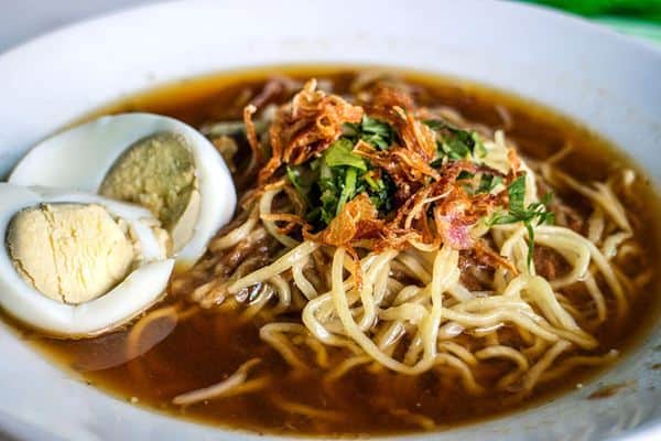 Mie Koba, 1. Lakse, 2. Sup Gangan, 3. Sambalingkung, 4. Rusip, 5. Mie Koba, 6. Pantiauw, 7. Berego, 8. Kericu, 9. Lempok Cempedak, 10. Mie Bangka