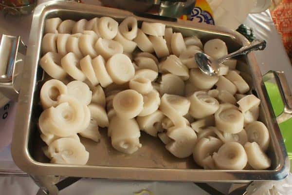 Berego, 1. Lakse, 2. Sup Gangan, 3. Sambalingkung, 4. Rusip, 5. Mie Koba, 6. Pantiauw, 7. Berego, 8. Kericu, 9. Lempok Cempedak, 10. Mie Bangka