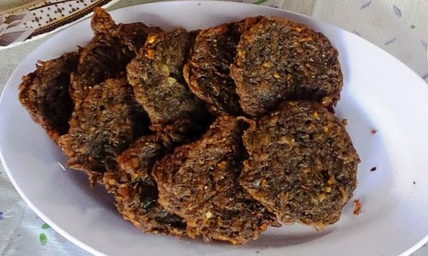 Perkedel Nike, 1. Binte Biluhuta, 2. Ayam Iloni, 3. Tili Aya, 4. Ilabulo, 5. Kue Sabongi, 6. Es Brenebon, 7. Bilenthango, 8. Sayur Putungo, 9. Perkedel Nike, 10. Sate Tuna