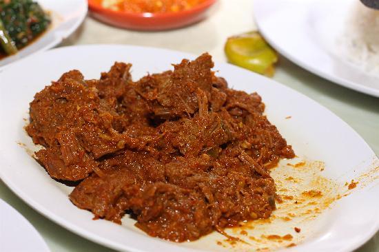 Kalio Baluik, 1. Ayam Pop, 2. Nasi Kapau, 3. Gajeboh, 4. Kalio Baluik, 5. Palai Rinuak, 6. Lamang Tapai, 7. Lompong Sagu, 8. Sala Lauak, 9. Gulai Itiak, 10. Bubur Kampiun