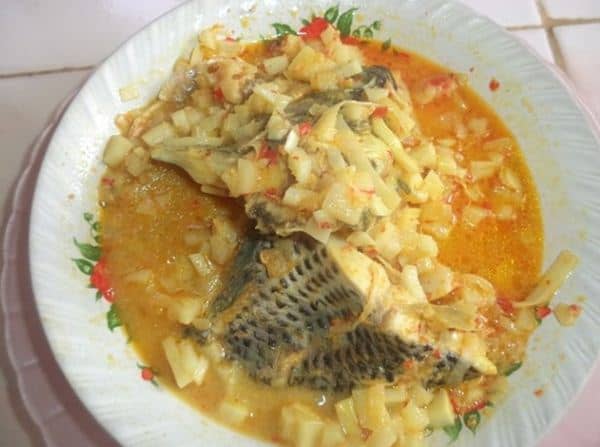 Lema, 1. Gulai Kemba’ang, 2. Bagar Hiu, 3. Pendap, 4. Lepek Binti, 5. Kue tat, 7. Rebung Asam Undak Liling, 8. Manisan Terong, 9. Bolu Koja, 10. Tempoyak