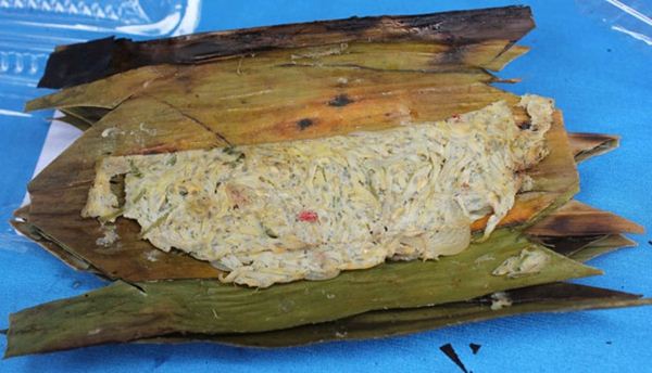 Palai Rinuak, 1. Ayam Pop, 2. Nasi Kapau, 3. Gajeboh, 4. Kalio Baluik, 5. Palai Rinuak, 6. Lamang Tapai, 7. Lompong Sagu, 8. Sala Lauak, 9. Gulai Itiak, 10. Bubur Kampiun