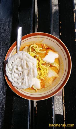 Lontong Kari Pak Dahilin