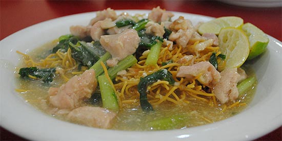Mie Titi, 1. Sop Saudara, 2. Pallumara, 3. Kapurung, 4. Juku Pallu Ce’la, 5. Mie Titi, 6. Pallubasa, 7. Buras, 8. Gogos, 9. Pisang Epe, 10. Putu Cangkir
