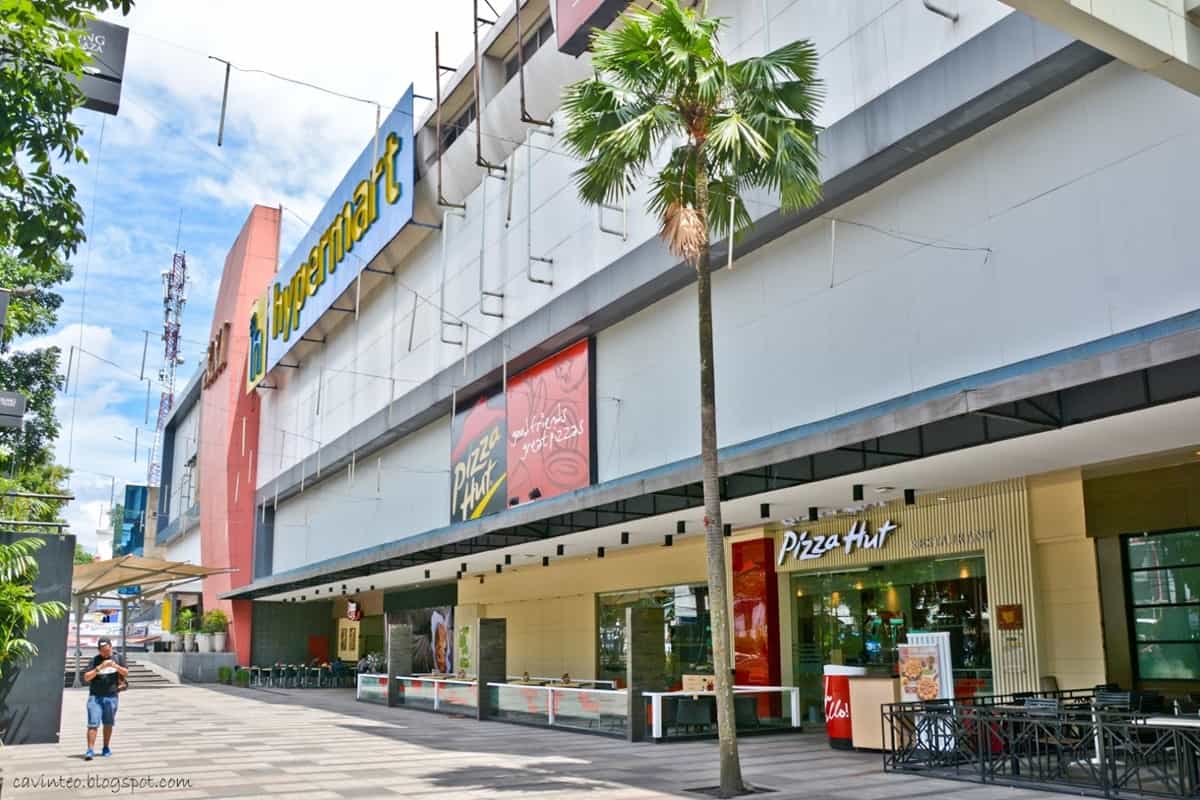 bandung indah plaza (Copy), 1. Paris Van Java, 2. Trans Studio Mall, 3. Paskal 23, 4. CiWalk, 5. Bandung Indah Plaza, 6. Istana BEC, 7. The Kings Shopping Centre, 8. Festival City Link, 9. Istana Plaza, 10. Braga City Walk, 11. Bandung Trade Center, 12. Miko Mall, 13. Ujung Berung Town Square