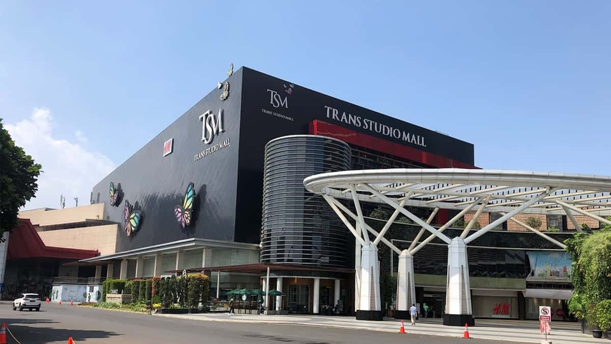 trans studio mall (Copy), 1. Paris Van Java, 2. Trans Studio Mall, 3. Paskal 23, 4. CiWalk, 5. Bandung Indah Plaza, 6. Istana BEC, 7. The Kings Shopping Centre, 8. Festival City Link, 9. Istana Plaza, 10. Braga City Walk, 11. Bandung Trade Center, 12. Miko Mall, 13. Ujung Berung Town Square
