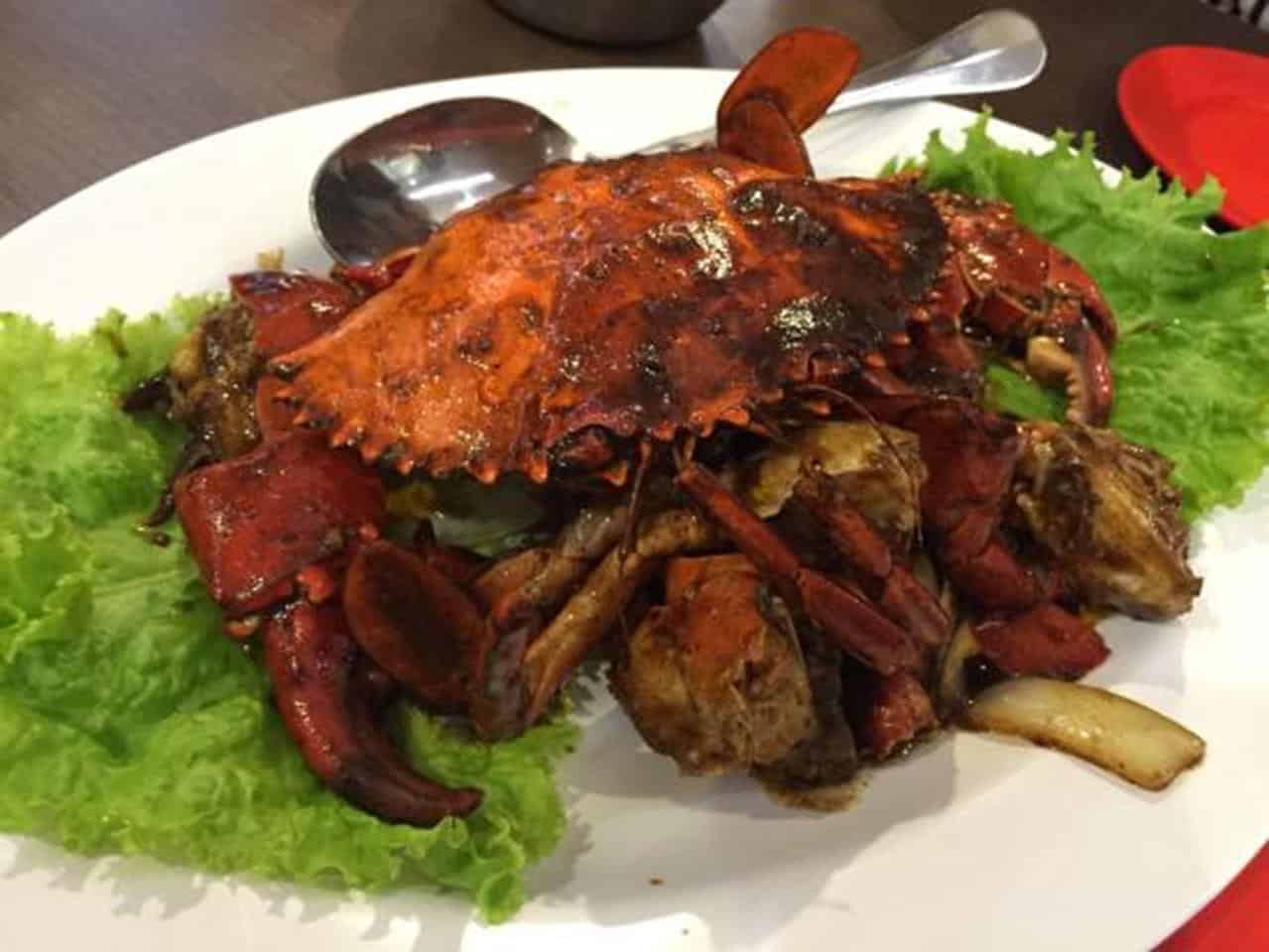 Apollo Seafood, 1. RM Lamun Ombak, 2. RM Pauh Piaman, 3. Soto Garuda, 4. Pochajjang, 5. Nyam.an Eat, Drink, & Coffee, 6. Safari Garden Café & Restaurant, 7. Weekend Cafe, 8. Apollo Seafood, 9. Rumah Makan Fuja, 10. D'Cost Seafood Padang