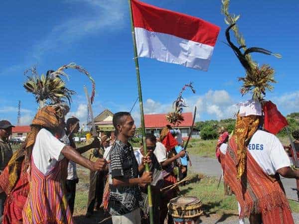 1. Budaya Kalwedo, 2. Budaya Hawear, 3. Batu Pamali, 4. Upacara Fangnea Kidabela, 5. Budaya Arumbae, 6. Budaya Makan Patita, 7. Tradisi Pukul Sapu (Manyapu)