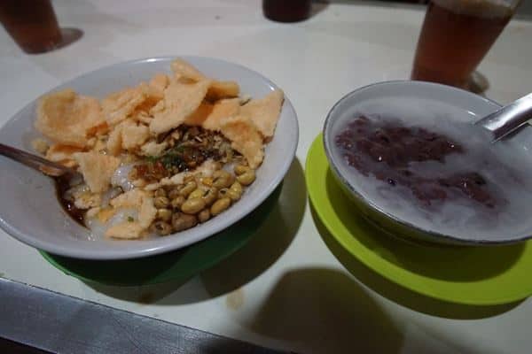 Bubur M. Toha, 1. Tahu Gejrot Wardi, 2. Empal Gentong Amarta, 3. Nasi Jamblang Ibad Otoy, 4. Tomodachi Steak &amp; Seafood, 5. Bubur M. Toha, 6. Gado-gado Ampera, 7. Bakso Tengkleng Mas Bambang, 8. H. Moel Seafood, 9. Bubur Sop Ayam Mang Kapi, 10. Nasi Lengko Haji Barno