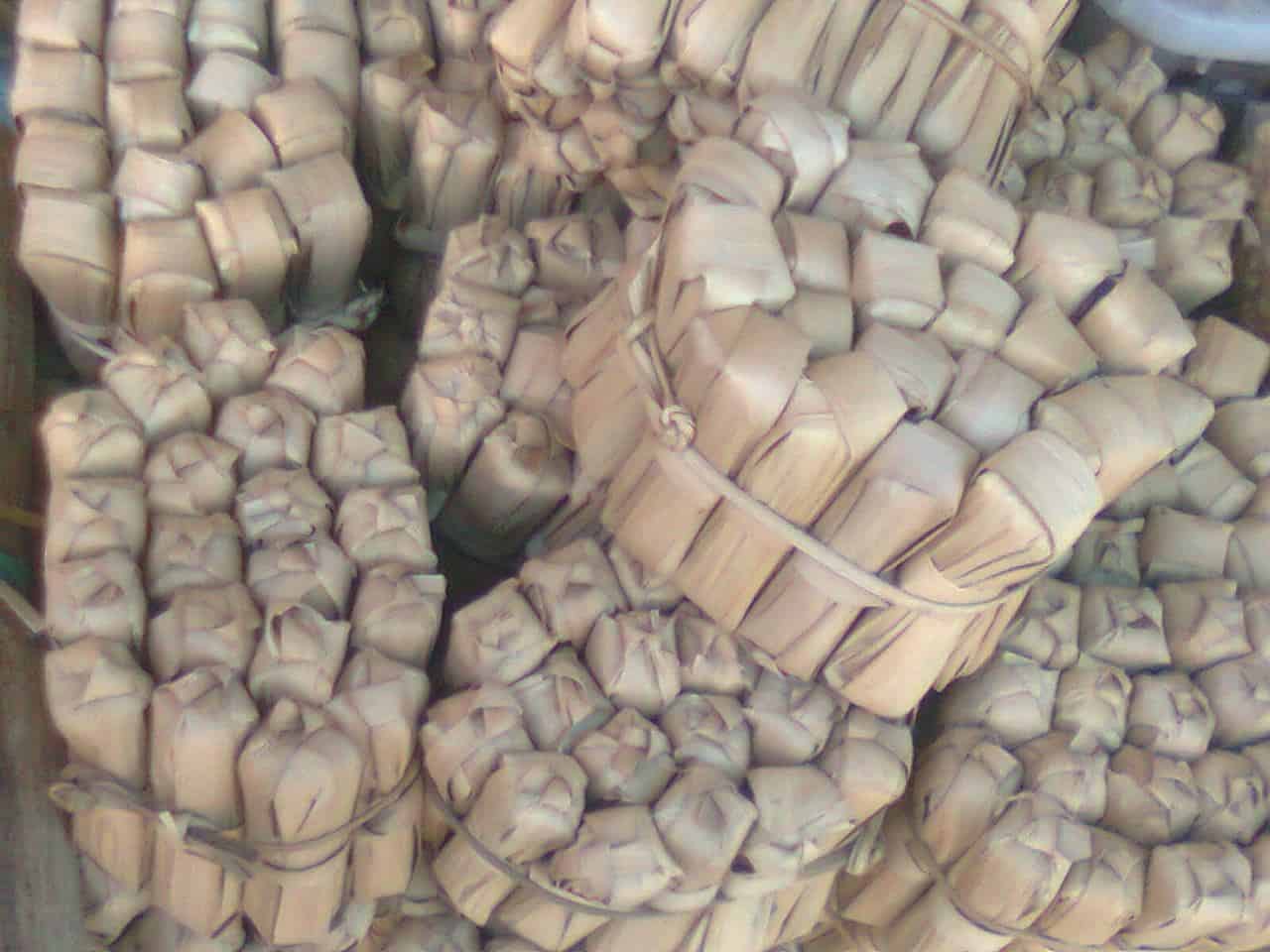gula cikeris, 1. Es Ciming, 2. Gula Aren Cikeris, 3. Sate Maranggi, 4. Simping, 5. Peuyeum Bendul, 6. Kerupuk Ro