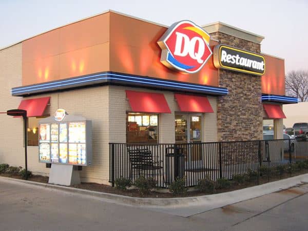 Dairy Queen, 1. Subway, 2. Pizza Hut, 4. McDonald’s, 5. Dunkin’ Donuts, 6. Burger King, 7. Dairy Queen, 8. Domino’s Pizza, 9. Starbucks Coffee, 10. Carl’s Jr