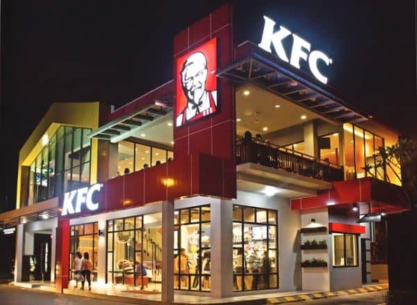 KFC, 1. Subway, 2. Pizza Hut, 4. McDonald’s, 5. Dunkin’ Donuts, 6. Burger King, 7. Dairy Queen, 8. Domino’s Pizza, 9. Starbucks Coffee, 10. Carl’s Jr