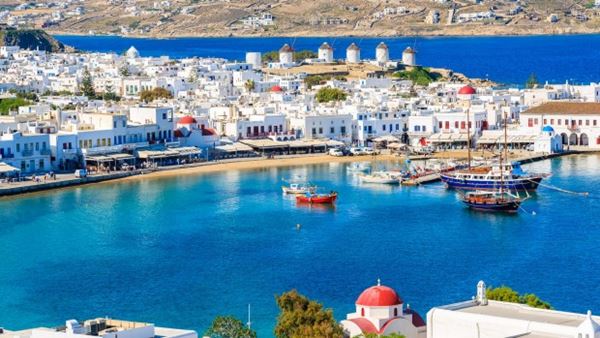 Mykonos, 1. Santorini, 2. Mykonos, 3. Parthenon, 4. Karpathos, 5. Delphi Stone Theatre, 6. Athena, 7. Andros, 8. Rodos, 9. Kreta, 10. Gunung Athos
