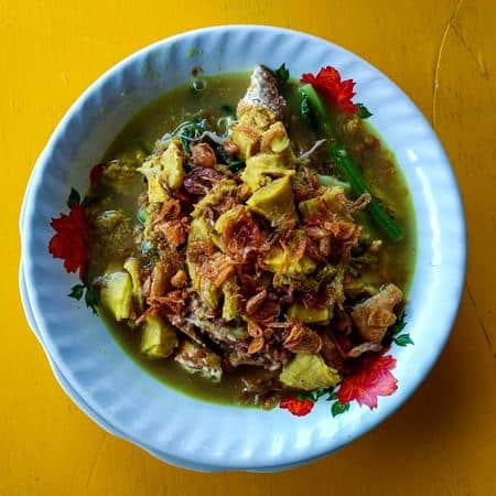 Rujak Soto, 1. Rujak Soto, 2. Sayur dan Sambal Lucu, 3. Pecel Pitik, 4. Pindang Koyong, 5. Sego Tempong, 6. Sego Cawuk, 7. Jangan Uyah Asem, 8. Bagiak, 9. Kue Klemben, 10. Ladrang