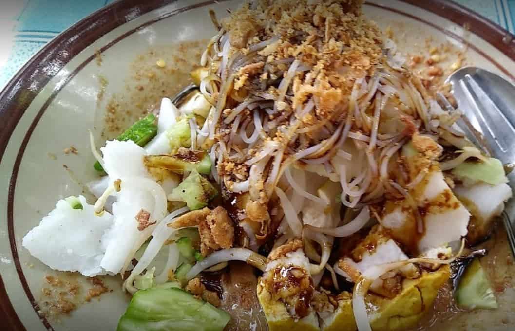 ketoprak kaki lima, 1. Ketoprak Mas Bro, 2. Empal Gentong & Ketoprak Cihapit, 3. Ketoprak Cirebon Surya, 4. Ketoprak Cisewu, 5. Ketoprak Kaki Lima, 6. Ketoprak Bandung, 7. Ketoprak Citra Rasa Mas Yono Cirebon, 8. Bubur Ayam & Ketoprak Aqeela, 9. Ketoprak Sabang Merauke, 10. Ketoprak Khas Cirebon Mas Don