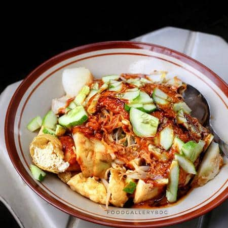 Ketoprak Cirebon Surya, 1. Ketoprak Mas Bro, 2. Empal Gentong & Ketoprak Cihapit, 3. Ketoprak Cirebon Surya, 4. Ketoprak Cisewu, 5. Ketoprak Kaki Lima, 6. Ketoprak Bandung, 7. Ketoprak Citra Rasa Mas Yono Cirebon, 8. Bubur Ayam & Ketoprak Aqeela, 9. Ketoprak Sabang Merauke, 10. Ketoprak Khas Cirebon Mas Don